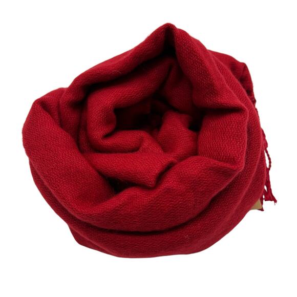 NEW Steve Madden Cozy Blanket Scarf with Fringe Trim in Winter Red Oblong NWT - Picture 5 of 16